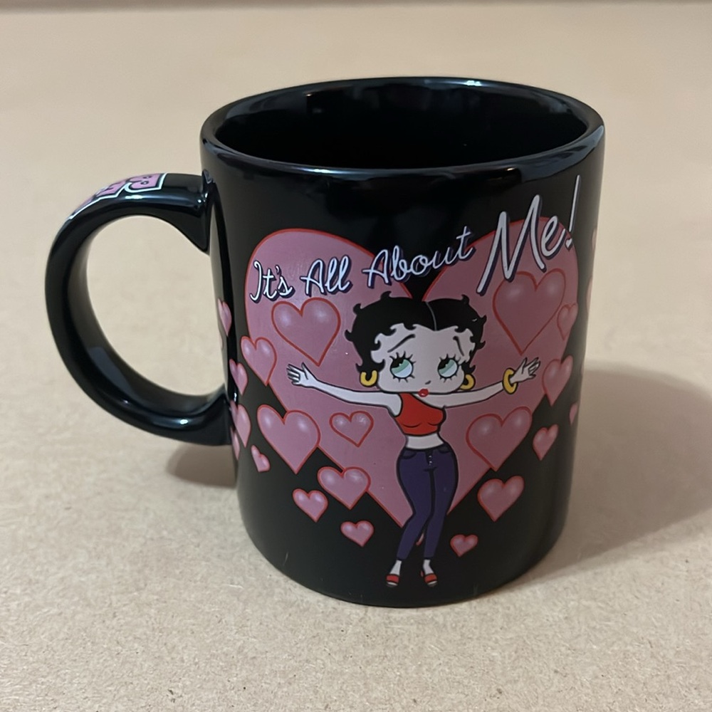 Me Mug - Picture 4 of 6